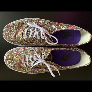 Women Vans shoes